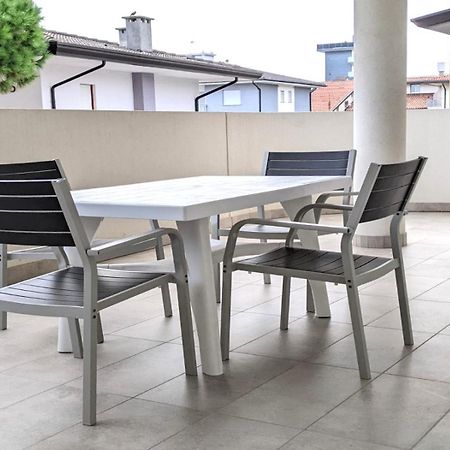 Appartamenti Torre Bianca Lignano Sabbiadoro Kültér fotó
