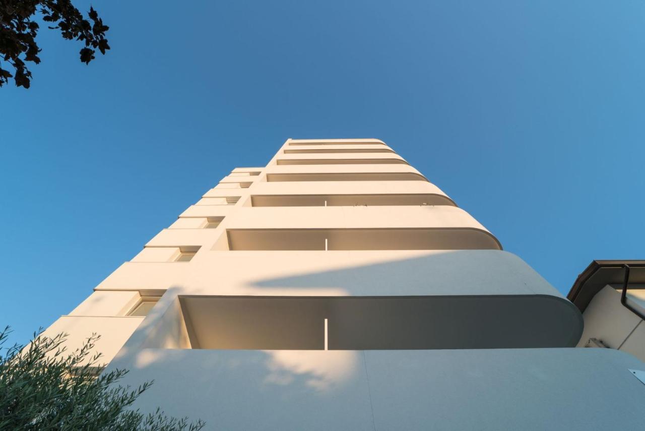 Appartamenti Torre Bianca Lignano Sabbiadoro Kültér fotó