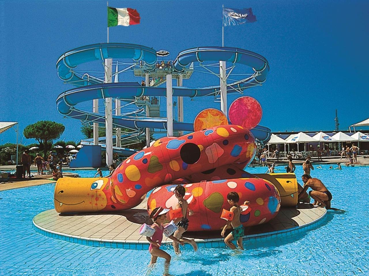 Appartamenti Torre Bianca Lignano Sabbiadoro Kültér fotó